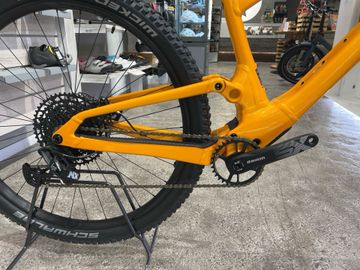 Used Scott Spark 970 2022 2022 Mountainbike, Orange, 29 — image 3 of 8
