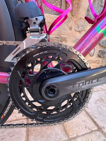 Brugt Specialized Tarmac SRAM Rival eTap AXS 2024 Road & Gravel — billede 3 af 11