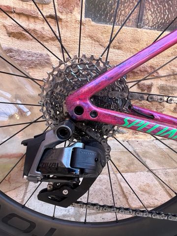 Brugt Specialized Tarmac SRAM Rival eTap AXS 2024 Road & Gravel — billede 4 af 11