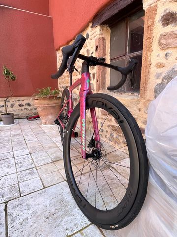 Brugt Specialized Tarmac SRAM Rival eTap AXS 2024 Road & Gravel — billede 11 af 11