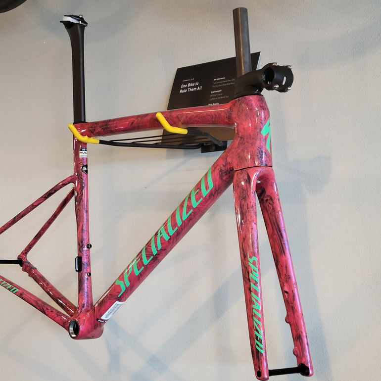 Used Specialized Tarmac SL8 Frameset 2024 2024 Road & Gravel, Morado — image 4 of 4