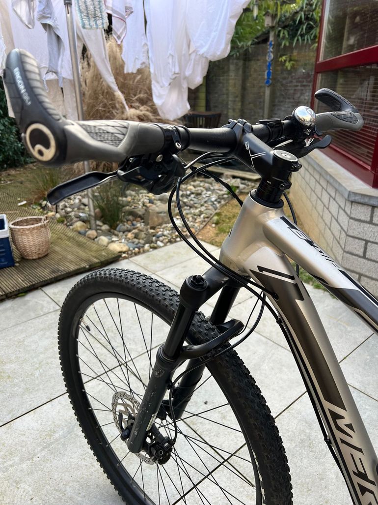 Used Merida BIG.NINE 500 2020 2020 Mountainbike, Light Gray, 29 — image 10 of 18