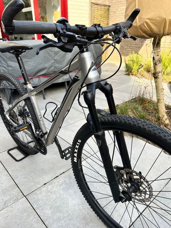 Used Merida BIG.NINE 500 2020 2020 Mountainbike, Light Gray, 29 — image 12 of 18
