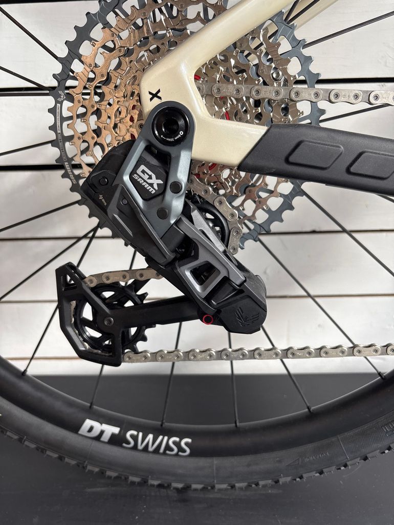 BMC URS 01 FOUR 2024 2024 Road & Gravel usato, Bianco — immagine 4 di 5