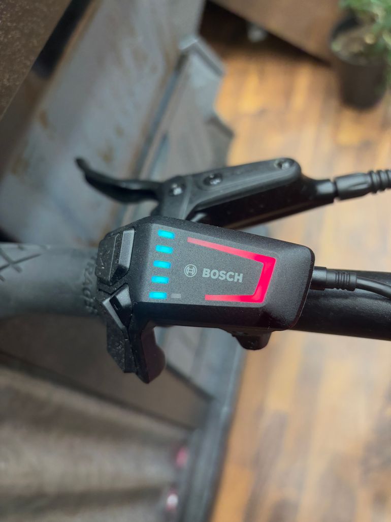 Used Trek Powerfly 4 625W Gen 4 2024 2024 Mountainbike, Red, 29 — image 1 of 7