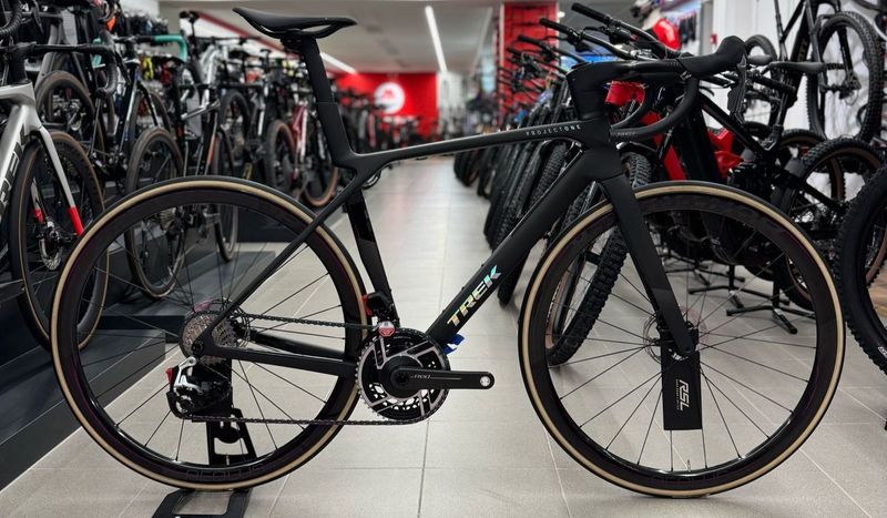 Used Trek Madone SLR 9 AXS Gen 8 2025 2025 Road & Gravel