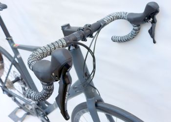 CUBE ATTAIN SLX 2023 2023 Road & Gravel usato, Grigio chiaro — immagine 8 di 16