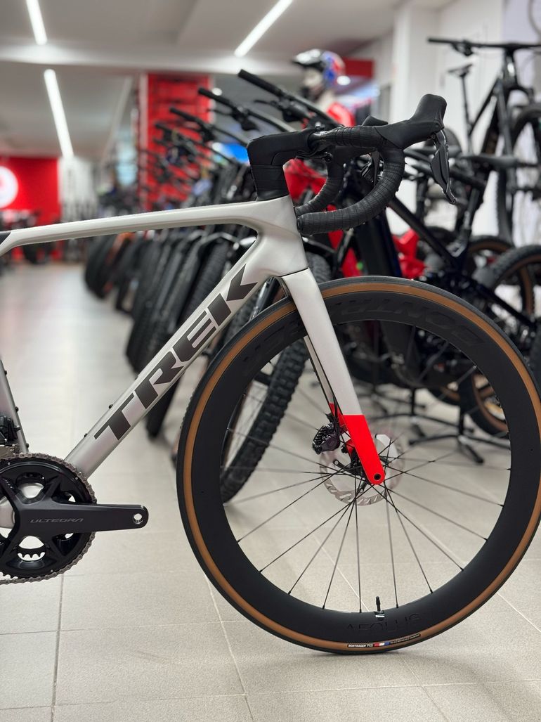 Brugt Trek Madone SL 7 Gen 8 2025 2025 Road & Gravel — billede 4 af 11