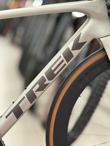 Brugt Trek Madone SL 7 Gen 8 2025 2025 Road & Gravel — billede 11 af 11