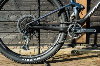 Used Mondraker F-PODIUM RR 2024 2024 Mountainbike, Black, 29 — image 3 of 5