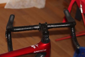 Gebrauchtes Stevens Super Prestige Di2 2024 2024 Road & Gravel, Rot — Bild 9 von 11