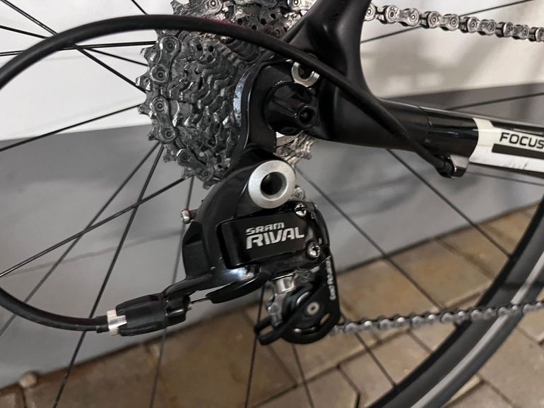 Used Focus Cayo 2017 Road & Gravel, Black — image 6 of 14