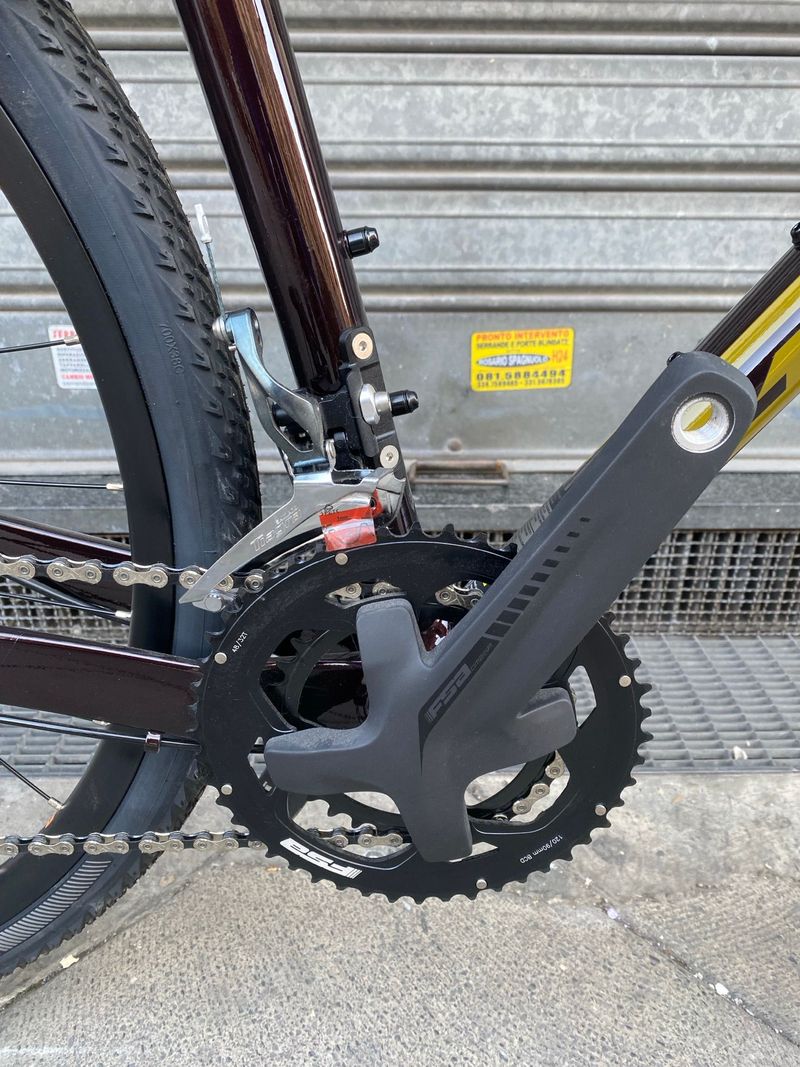 Used Giant Revolt 1 2024 2024 Road & Gravel, Black — image 6 of 7