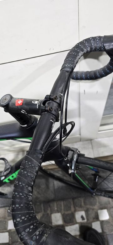 Używany Trek Émonda SL 5 2019 2019 Road & Gravel — zdjęcie 5 z 8