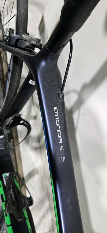Trek Émonda SL 5 2019 2019 Road & Gravel usato, Nero — immagine 4 di 8