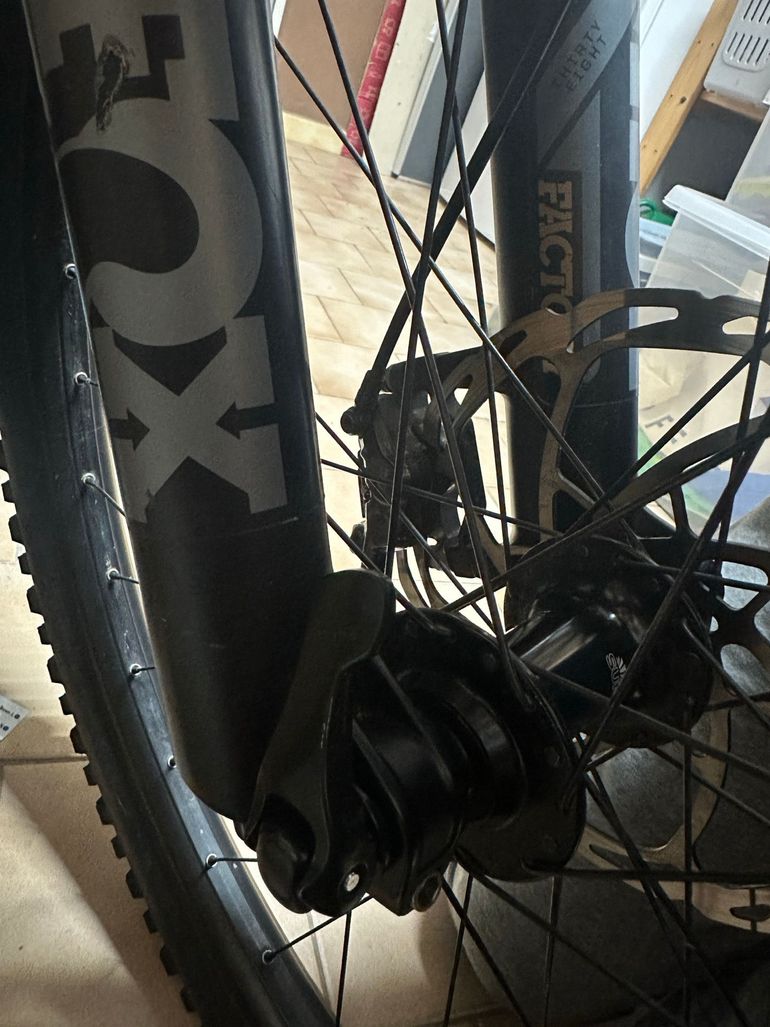 Used Canyon torque on CF9 2023 Mountainbike, Schwarz — image 21 of 22