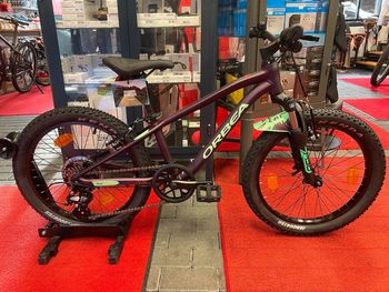 Used Orbea MX 20 XC 2022 Mountainbike, Purple — image 1 of 5