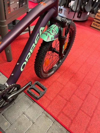 Used Orbea MX 20 XC 2022 Mountainbike, Purple — image 2 of 5