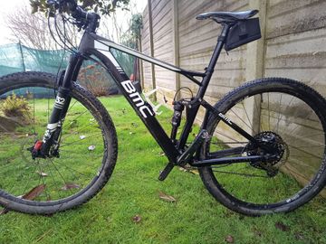 BMC fourstroke 02 2017 Mountainbike d'occasion — image 5 sur 9