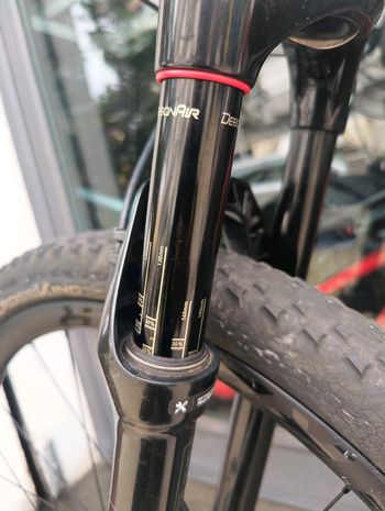 Used Trek Procaliber 9.8 2021 2021 Mountainbike, White, 29 — image 15 of 18