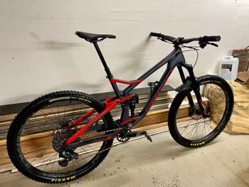 Used Devinci Spartan Carbon 29 GX LTD 12s 2019 Mountainbike, Light Gray — image 3 of 5