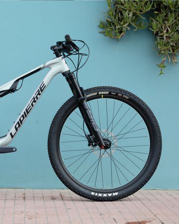 Used Lapierre XRM SRAM GX Eagle 2023 Mountainbike, Light Gray — image 6 of 8