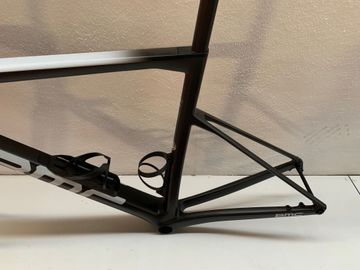 Używany BMC Teammachine SLR01 TWO 2023 Frameset 2023 Road & Gravel — zdjęcie 9 z 10