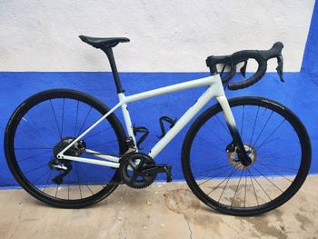 Käytetty Specialized Aethos Expert 2021 2021 Road & Gravel