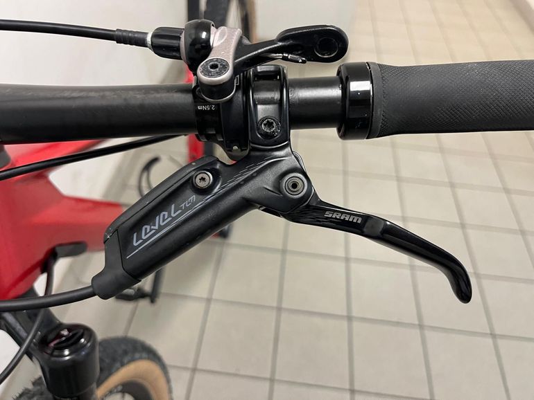 BMC Twostroke 01 ONE 2022 2022 Mountainbike usato, Rosso — immagine 7 di 11