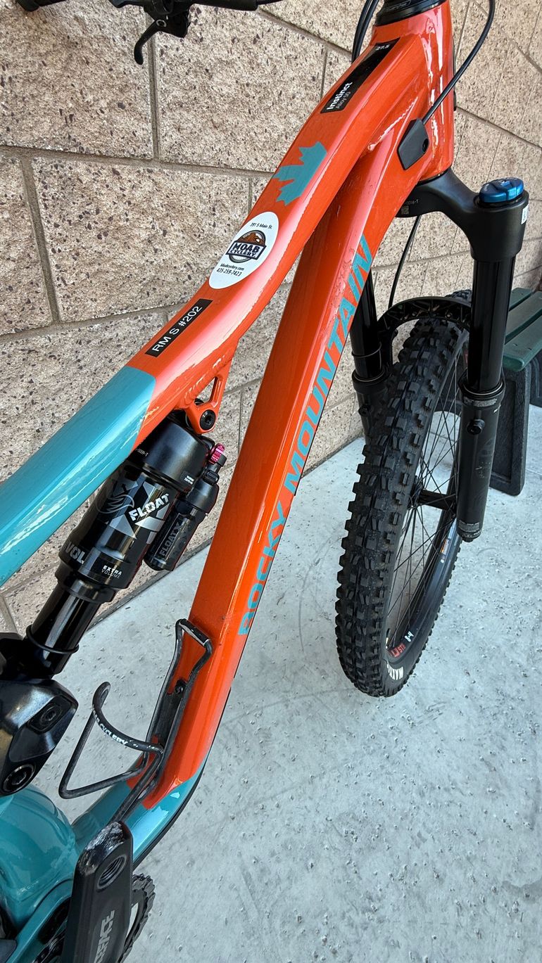Used Rocky Mountain Instinct A50 Shimano 2023 2023 Mountainbike, Blue, 27.5, 29 — image 12 of 15