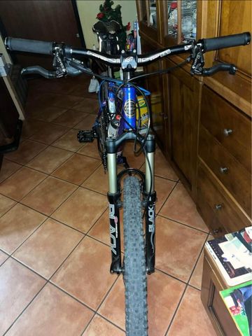Trek fuel 90 2004 Mountainbike usato, Blu — immagine 4 di 11