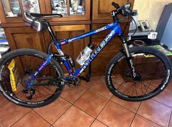 Used Trek Trek fuel 90 2004 Mountainbike, Azul — image 3 of 11