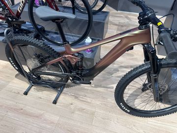 Used Giant Trance X Advanced, E+ Elite 3 2023 2023 Mountainbike, Orange, 29, 27.5 — image 3 of 14