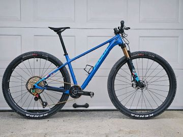 Używany Pivot Les SRAM XX1 Eagle 2023 Mountainbike — zdjęcie 2 z 14
