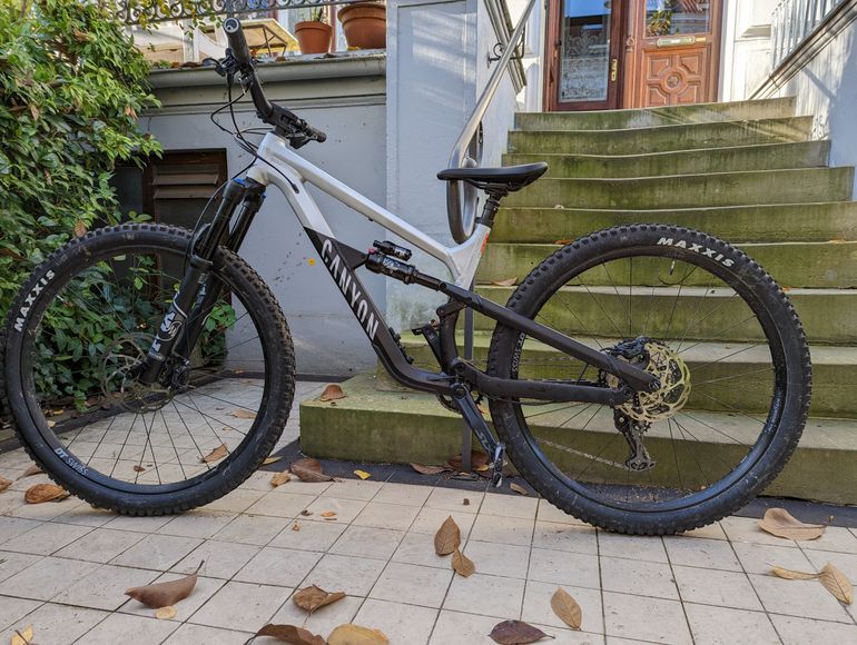 Used Canyon Spectral 125 AL 6 2022 Mountainbike, Light Gray — image 3 of 7