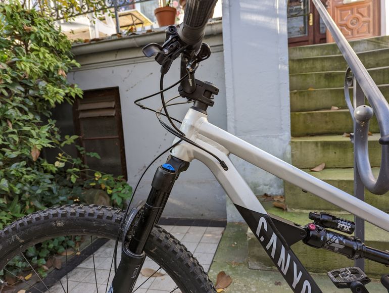 Used Canyon Spectral 125 AL 6 2022 Mountainbike, Light Gray — image 4 of 7