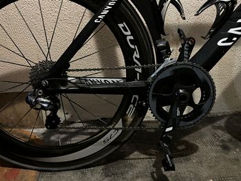 Used Canyon Speedmax CF 8.0 Di2 2016 Road & Gravel, Black — image 2 of 4