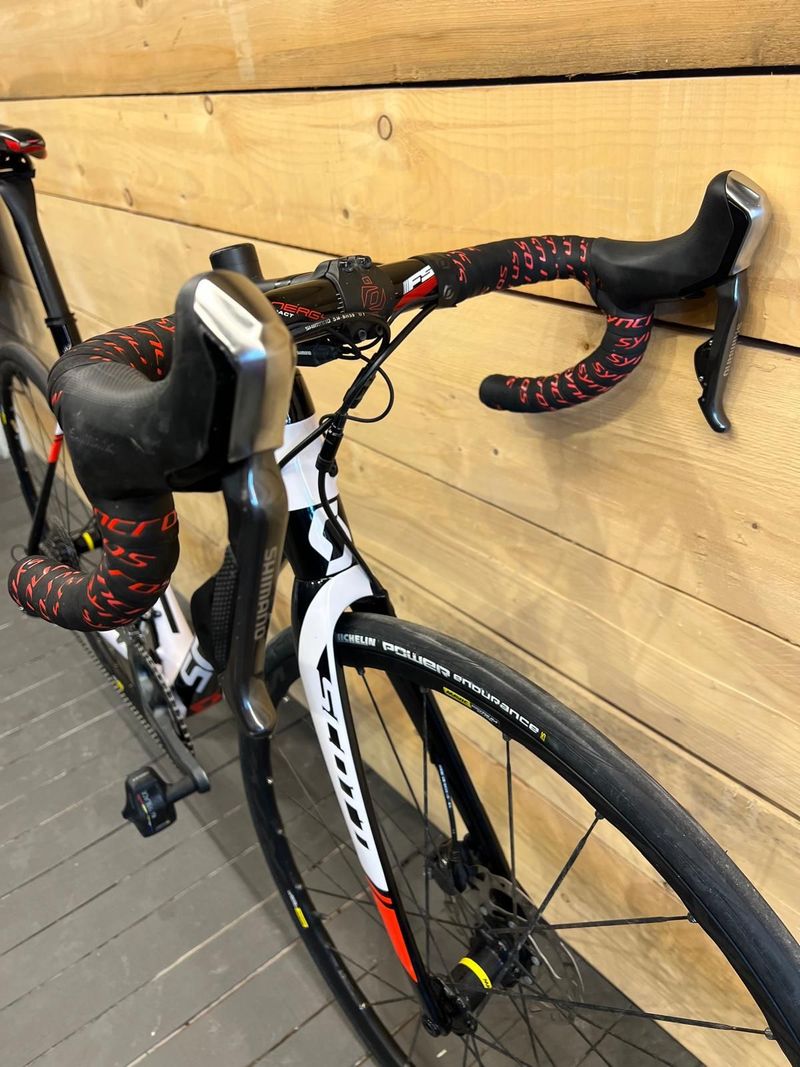 Used SCOTT SOLACE 20 DISC 2016 Road & Gravel, Red — image 9 of 11