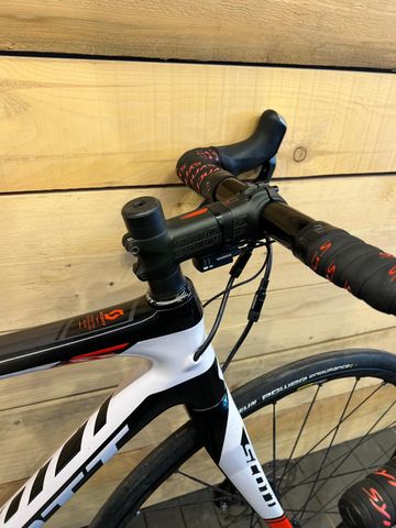 Used SCOTT SOLACE 20 DISC 2016 Road & Gravel, Red — image 8 of 11