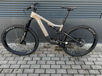 Używany Focus JAM² SL 8.7 2023 2023 Mountainbike — zdjęcie 2 z 4