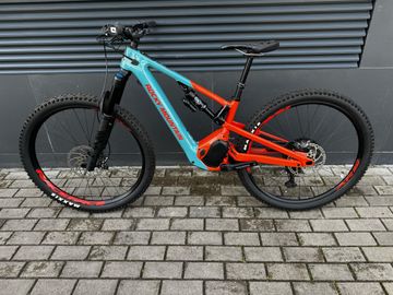 Brugt Rocky Mountain Instinct Powerplay Carbon 70 2023 2023 Mountainbike — billede 2 af 4