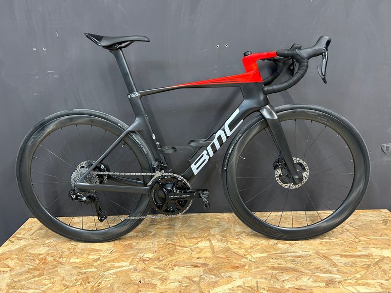 BMC Teammachine Shimano Dura Ace Di2 2024 Road & Gravel de segunda mano