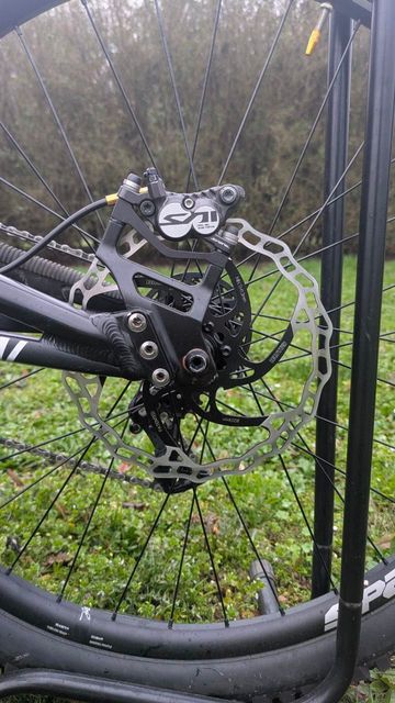 Commencal SUPREME DH 4.2 2019 Mountainbike d'occasion — image 5 sur 14