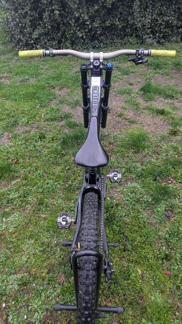 Commencal SUPREME DH 4.2 2019 Mountainbike d'occasion — image 3 sur 14