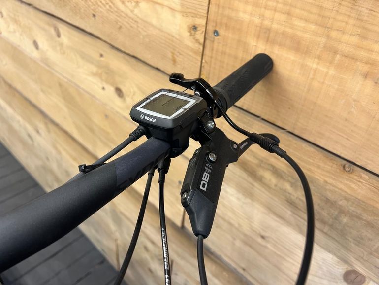 Used Scott Genius eRIDE 930 2022 2022 Mountainbike, Light Gray, 29 — image 7 of 12