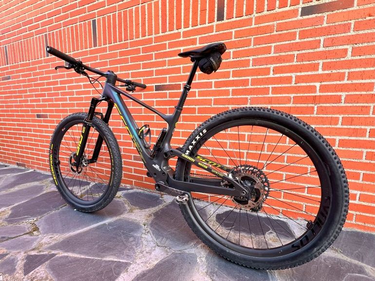 Used Scott Spark RC World Cup EVO AXS 2022 2022 Mountainbike, Green, 29 — image 9 of 17