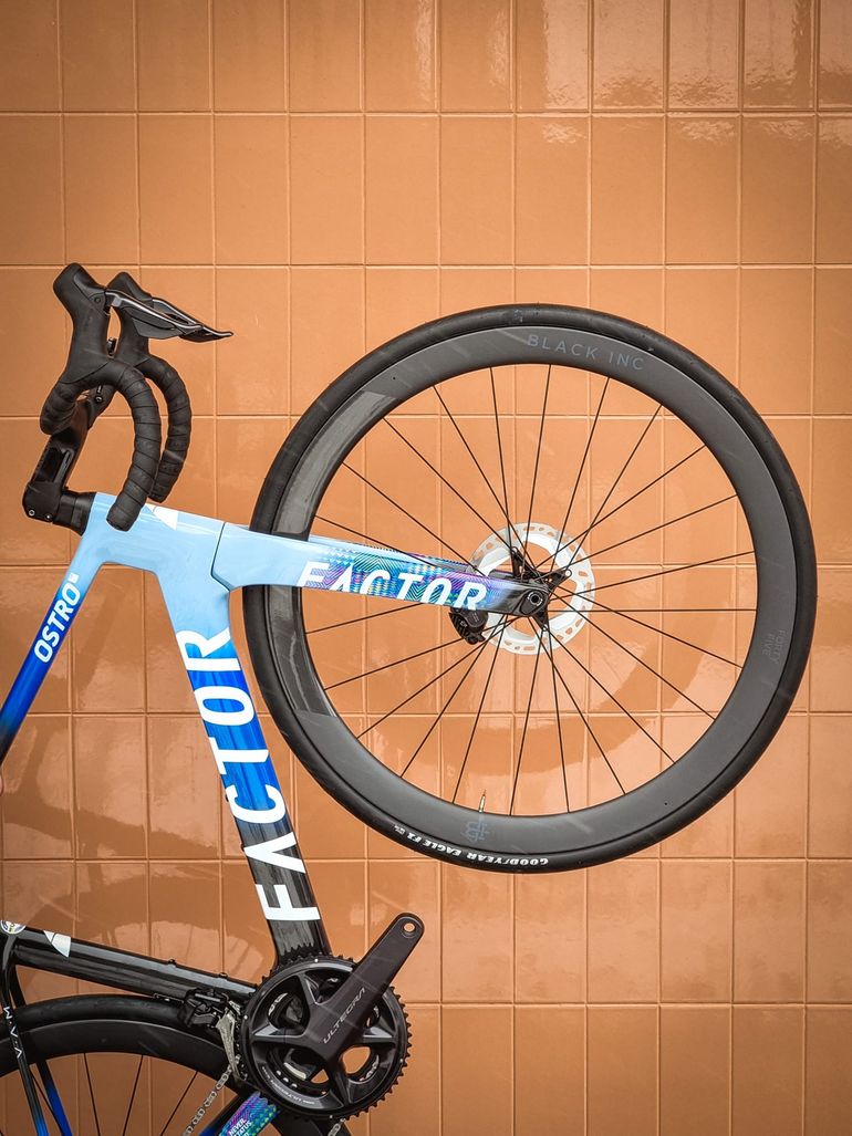 Used Factor OSTRO VAM Shimano Ultegra 12sp Di2 2023 Road & Gravel, Blue — image 5 of 7