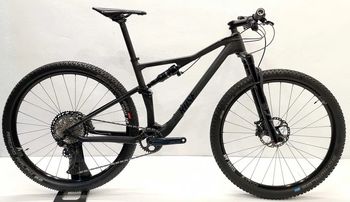 Used Rose THRILL HILL 3 2022 Mountainbike, Schwarz — image 1 of 8