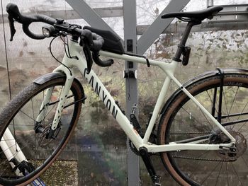 Used Canyon Grizl AL 2021 Road & Gravel, Green — image 1 of 4