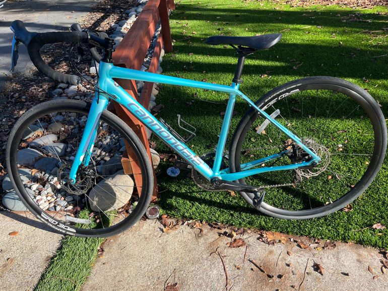 Used Cannondale Synapse Disc Tiagra 2019 2019 Road & Gravel — image 1 of 4